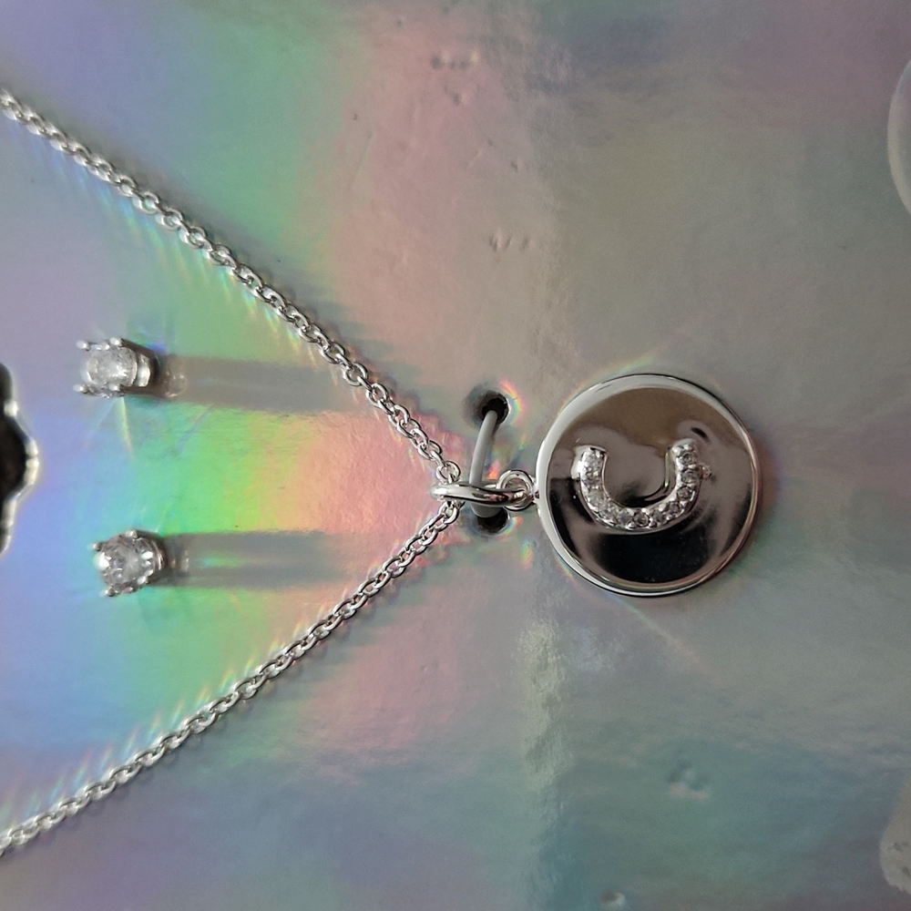 Unwritten "C" initial Necklace - Picture 3 of 4